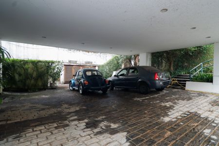 Casa de condomínio à venda com 958m², 6 quartos e 6 vagas Casa de condomínio à venda com 958m², 6 quartos e 6 vagasGaragem