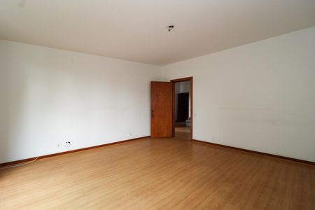 Casa de condomínio à venda com 958m², 6 quartos e 6 vagas Casa de condomínio à venda com 958m², 6 quartos e 6 vagasSuíte 1