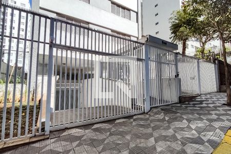 Apartamento à venda com 75m², 2 quartos e 1 vagaFachada