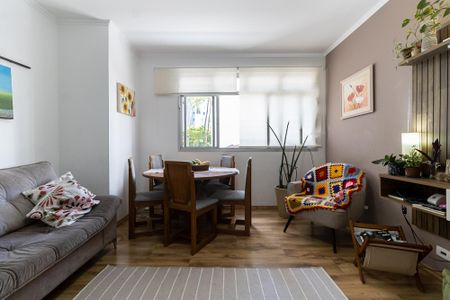 Apartamento à venda com 75m², 2 quartos e 1 vagaSala