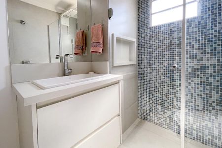 Apartamento para alugar com 65m², 2 quartos e 1 vaga Apartamento para alugar com 65m², 2 quartos e 1 vagaBanheiro Social