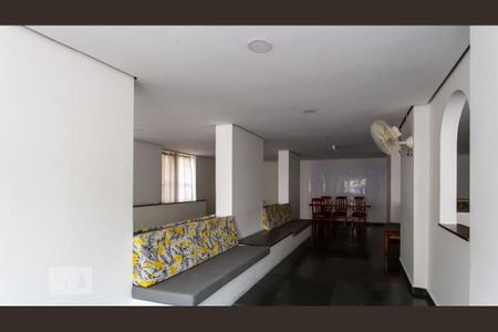 Apartamento para alugar com 65m², 2 quartos e 1 vaga Apartamento para alugar com 65m², 2 quartos e 1 vagaÁrea comum - Salão de festas