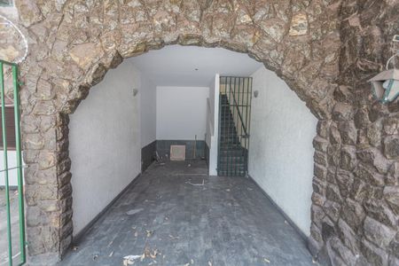 Apartamento para alugar com 120m², 3 quartos e 1 vaga Apartamento para alugar com 120m², 3 quartos e 1 vagaEntrada