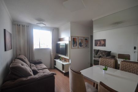 Sala de apartamento para alugar com 2 quartos, 48m² em Vila Catia, Nova Iguaçu
