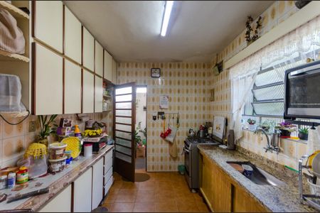 Casa à venda com 222m², 3 quartos e 1 vagaEdícula