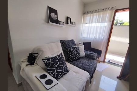 Casa de condomínio à venda com 50m², 2 quartos e sem vaga Casa de condomínio à venda com 50m², 2 quartos e sem vagaSala