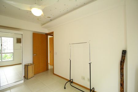 Apartamento à venda com 77m², 3 quartos e 1 vagaSuíte 