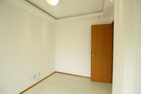 Apartamento à venda com 77m², 3 quartos e 1 vagaQuarto 2