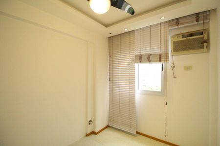 Apartamento à venda com 77m², 3 quartos e 1 vagaQuarto 1