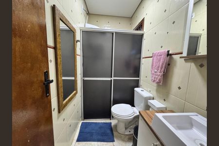 Casa à venda com 67m², 2 quartos e 1 vagaBanheiro