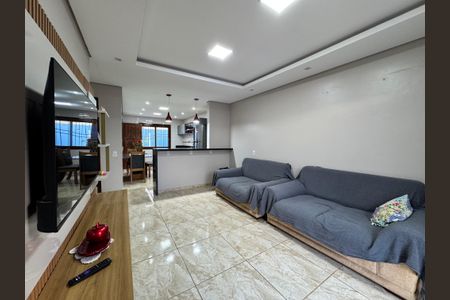 Casa à venda com 67m², 2 quartos e 1 vagaSala