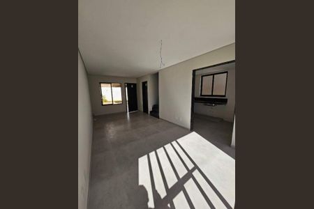 Casa de condomínio à venda com 123m², 4 quartos e 2 vagasSala no terreo