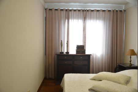 Apartamento à venda com 136m², 3 quartos e 2 vagasQuarto 1