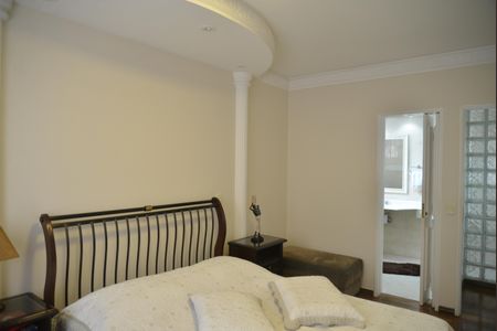 Apartamento à venda com 136m², 3 quartos e 2 vagasQuarto 1