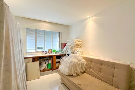 Apartamento à venda com 300m², 4 quartos e 4 vagasQuarto 03