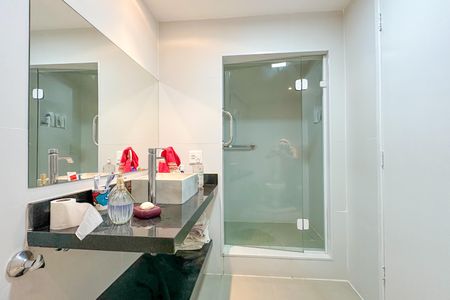 Apartamento à venda com 300m², 4 quartos e 4 vagasBanheiro