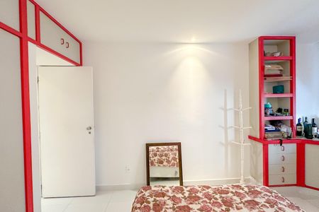 Apartamento à venda com 300m², 4 quartos e 4 vagasQuarto 02