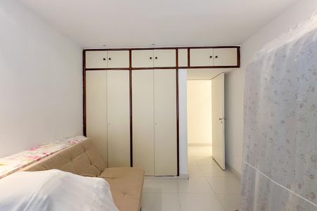 Apartamento à venda com 300m², 4 quartos e 4 vagasQuarto 03