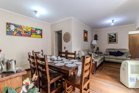 Apartamento à venda com 100m², 3 quartos e 2 vagasSala