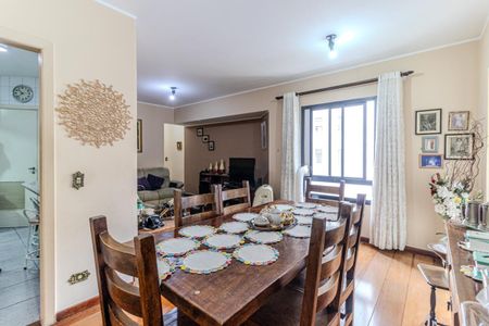 Apartamento à venda com 100m², 3 quartos e 2 vagasSala