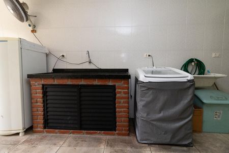 Casa à venda com 165m², 3 quartos e 4 vagasÁrea de Serviço