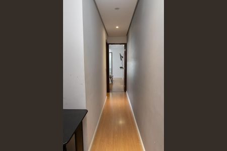 Casa à venda com 165m², 3 quartos e 4 vagasCorredor