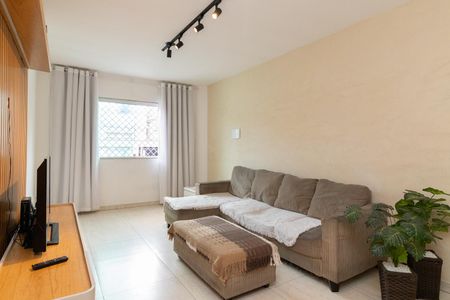 Casa à venda com 165m², 3 quartos e 4 vagasSala