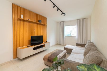 Casa à venda com 165m², 3 quartos e 4 vagasSala