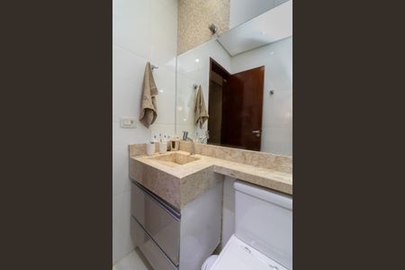 Casa à venda com 165m², 3 quartos e 4 vagasBanheiro