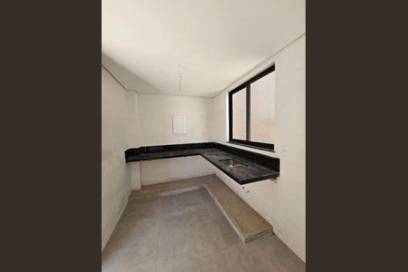 Casa de condomínio à venda com 123m², 4 quartos e 2 vagasCozinha no terreo