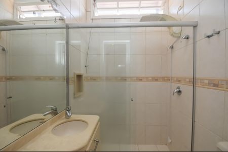Casa de condomínio à venda com 115m², 3 quartos e 2 vagasBanheiro da Suíte