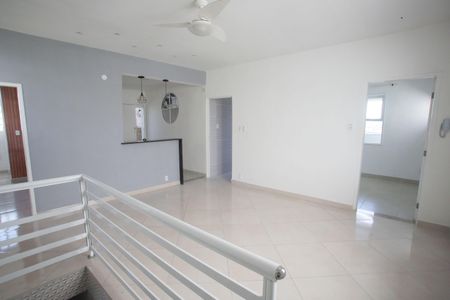 Casa à venda com 120m², 2 quartos e 1 vagaSala