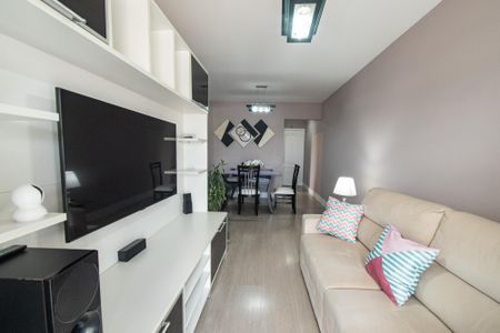 Apartamento à venda com 79m², 3 quartos e 2 vagas Apartamento à venda com 79m², 3 quartos e 2 vagasSala