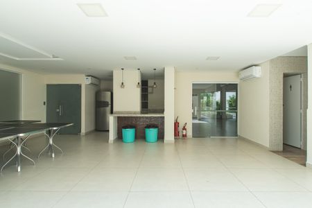 Apartamento à venda com 79m², 3 quartos e 2 vagas Apartamento à venda com 79m², 3 quartos e 2 vagasSalão de festas