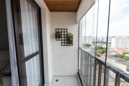Apartamento à venda com 79m², 3 quartos e 2 vagas Apartamento à venda com 79m², 3 quartos e 2 vagasVaranda