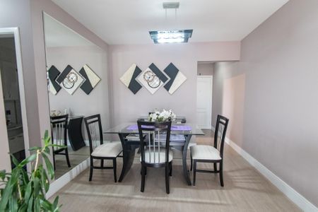 Apartamento à venda com 79m², 3 quartos e 2 vagas Apartamento à venda com 79m², 3 quartos e 2 vagasSala