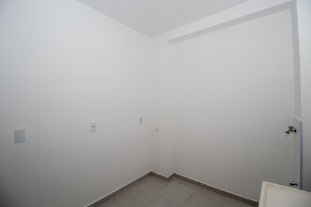 Apartamento à venda com 38m², 2 quartos e 1 vaga Apartamento à venda com 38m², 2 quartos e 1 vagaÁrea de Serviço