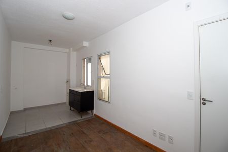 Apartamento à venda com 38m², 2 quartos e 1 vaga Apartamento à venda com 38m², 2 quartos e 1 vagaSala