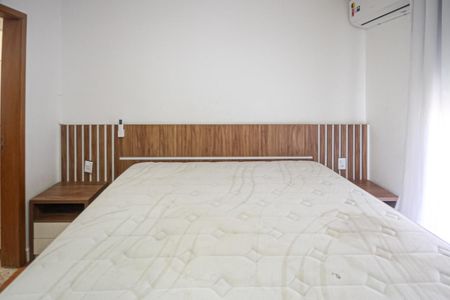 Casa à venda com 140m², 3 quartos e 2 vagasSuíte