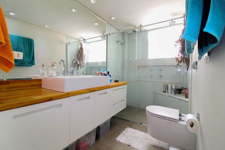 Apartamento à venda com 70m², 1 quarto e 1 vagaBanheiro da Suíte