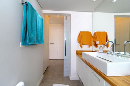 Apartamento à venda com 70m², 1 quarto e 1 vagaBanheiro da Suíte