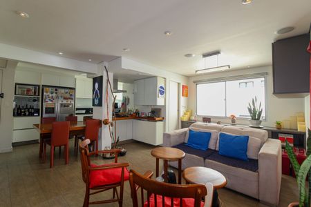 Apartamento à venda com 70m², 1 quarto e 1 vagaSala