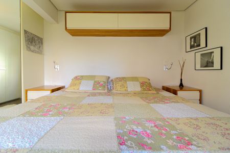 Apartamento à venda com 70m², 1 quarto e 1 vagaSuíte