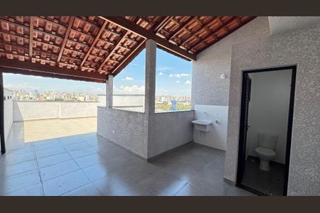 Apartamento à venda com 106m², 2 quartos e 2 vagas Apartamento à venda com 106m², 2 quartos e 2 vagasCobertura