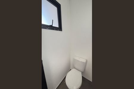 Apartamento à venda com 106m², 2 quartos e 2 vagas Apartamento à venda com 106m², 2 quartos e 2 vagasCobertura - Banheiro