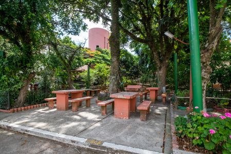 Apartamento à venda com 48m², 2 quartos e 1 vagaÁrea comum