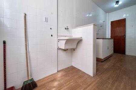Apartamento para alugar com 70m², 2 quartos e 1 vaga Apartamento para alugar com 70m², 2 quartos e 1 vagaÁrea de Serviço