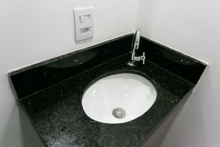 Casa de condomínio à venda com 115m², 3 quartos e 2 vagasLavabo