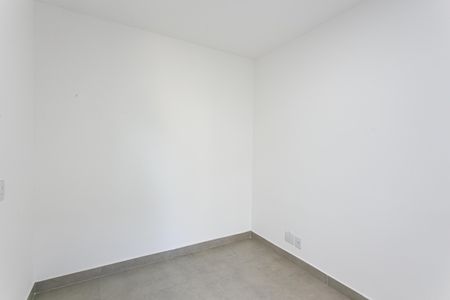 Casa de condomínio à venda com 115m², 3 quartos e 2 vagasSuíte