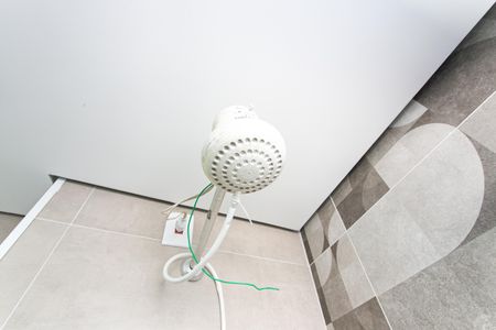 Casa de condomínio à venda com 115m², 3 quartos e 2 vagasBanheiro da Suíte